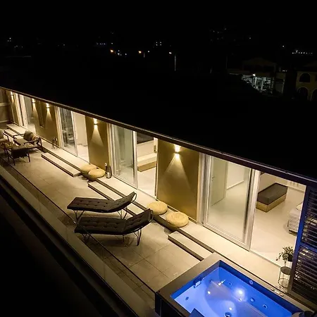 דירה Zeus Jacuzzi Sea View Rooftop