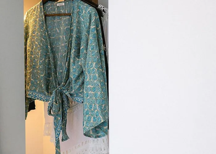 Zeus Jacuzzi Sea View Rooftop Apartman